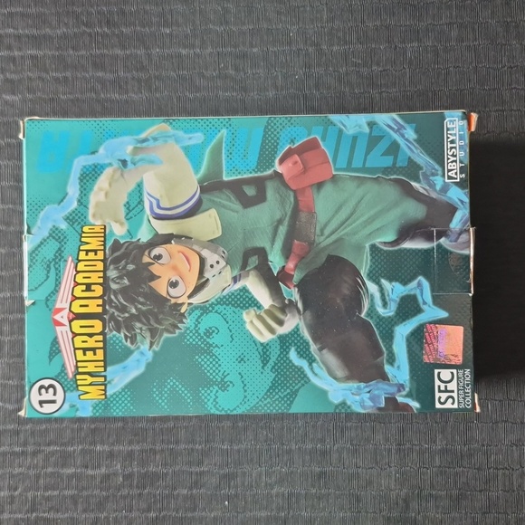 Green Action Figures and Playsets - Picture 8 of 9